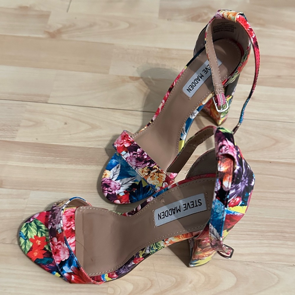 Steve Madden Multicolor Floral Heels